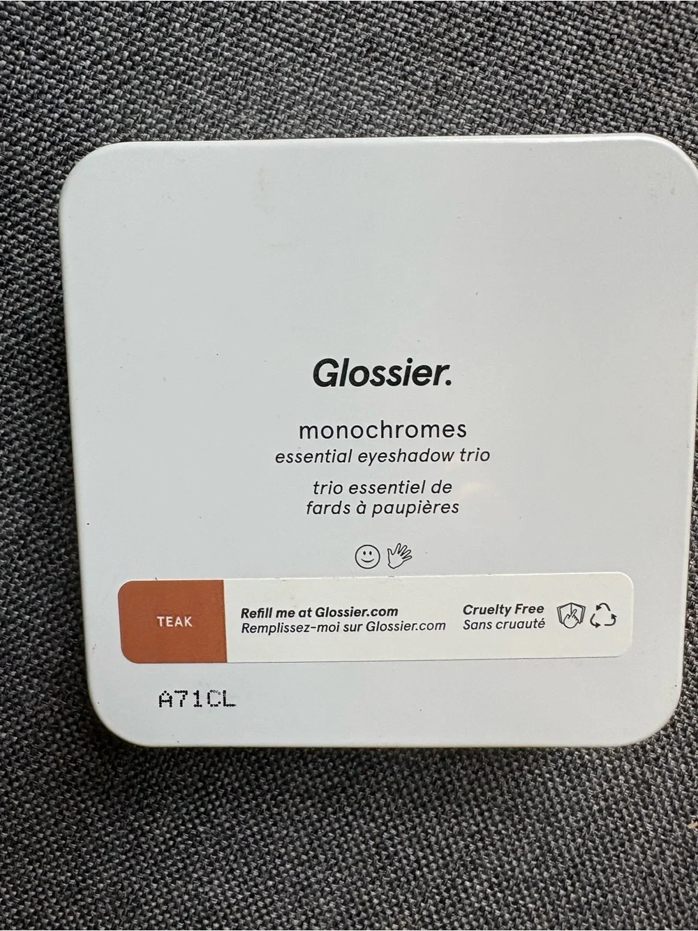 NWOT Glossier Monochromes Essential Eyeshadow in Teak